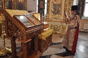Молебен с акафистом новомученикам Церкви Русския.