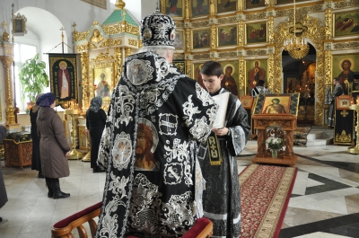 Великий вторник в Свято-Троицком мужском монастыре г. Чебоксары.