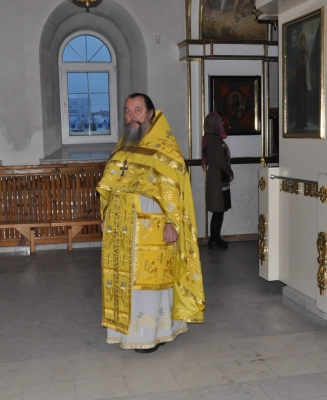 Божественная литургия в день памяти преподобного Саввы Освященного и святителя Гурия архиепископа Казанского.
