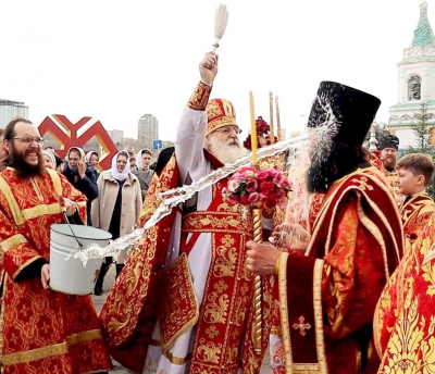 Праздник Иверской иконы Божией Матери в Светлый вторник в Свято-Троицком мужском монастыре г. Чебоксары.