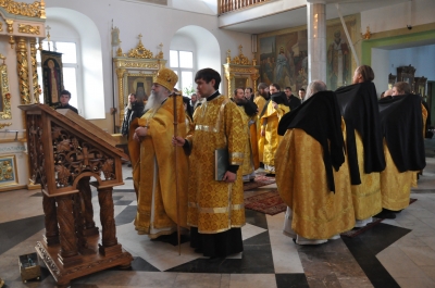 День памяти святителя Германа архиепископа Казанского и Свияжского, чудотворца.