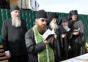 Братская панихида на могиле митрополита Варнавы.