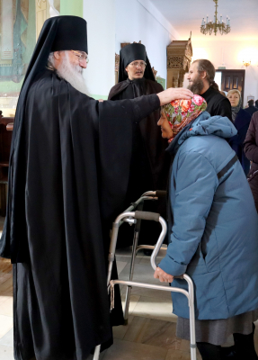 Праздник Иверской иконы Божией Матери.