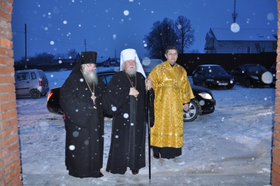На подворье Чебоксарского Свято-Троицкого мужского монастыря в селе Большой Сундырь.