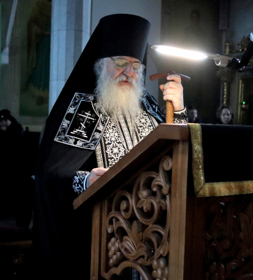 Понедельник первой седмицы Великого поста, великое повечерие с чтением Великого покаянного канона преподобного Андрея Критского