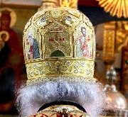 На митре апп. Петр и Павел
