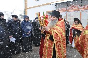 Крестный ход под снегом.