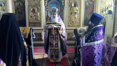 Память новомученика и исповедника земли Чувашской священномученика Николая Троицкого.