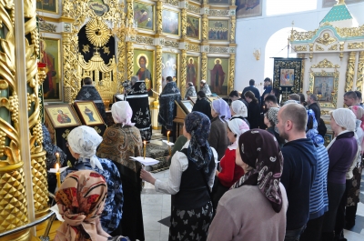 Таинство Елеосвящения в Свято-Троицком мужском монастыре г. Чебоксары.