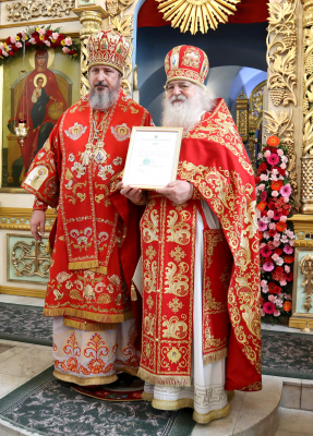 Празднование Иверской иконы Божией Матери в Светлый вторник в Свято-Троицком мужском монастыре г. Чебоксары. 