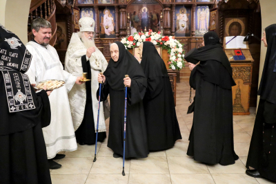 В день празднования собора Архистратига Михаила и прочих Небесных Сил бесплотных, наместник Свято-Троицкого мужского монастыря г. Чебоксары принял участие в праздновании 30-летия со дня основания женского монастыря Михаила Архангела в с. Комаровка