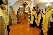 Молебен у почитаемого древнего образа святителя Николая