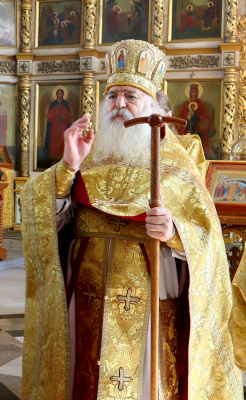 Неделя 17-я по Пятидесятнице. День памяти трех святителей Гурия, Германа и Варсонофия, Казанских чудотворцев.