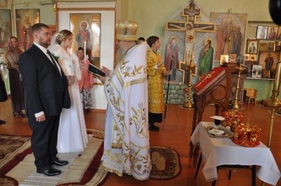 День празднования Перенесение мощей блгвв. кн. Петра, в иночестве Давида, и кн. Февронии, в иночестве Евфросинии, Муромских чудотворцев (1992) на подворье Свято-Троицкого мужского монастыря города Чебоксары в селе Б. Сундырь, Моргаушского района.