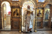 Божественная литургия в Домовом храме обители.