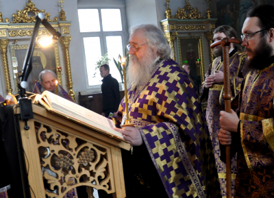 Чинопоследование Пассии в Свято-Троицком мужском монастыре г. Чебоксары.