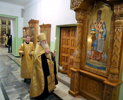 Память Святителя Гурия, архиепископа Казанского.