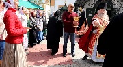 Крестный ход в стенах обители