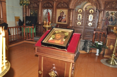 В Великий вторник наместник Свято-Троицкого мужского монастыря г. Чебоксары совершил литургию Преждеосвященных Даров на подворье в селе Большой Сундырь Моргаушского района.