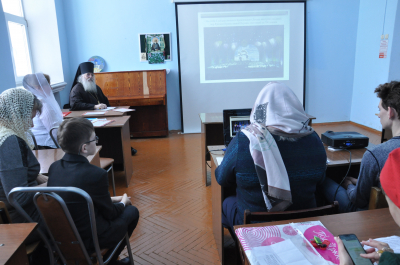 ХIХ Межрегиональные образовательные чтения юных богословов  «Да святится имя Твое»