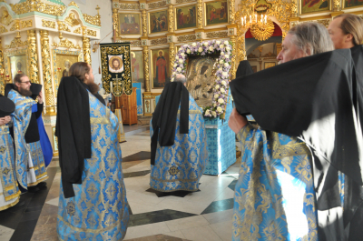 День празднования иконы Божией Матери Иверской в Свято-Троицком мужском монастыре г. Чебоксары.