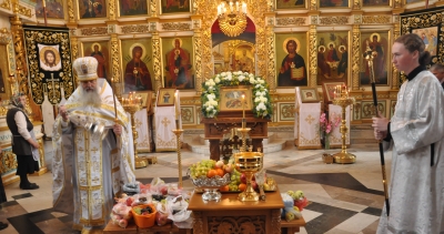 Праздник Преображения Господа Бога и Спаса нашего Иисуса Христа в Свято-Троицком мужском монастыре г. Чебоксары.