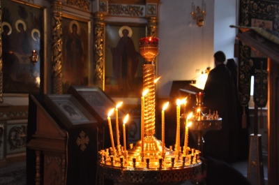 Великое повечерие с чтением Великого канона прп. Андрея Критского.